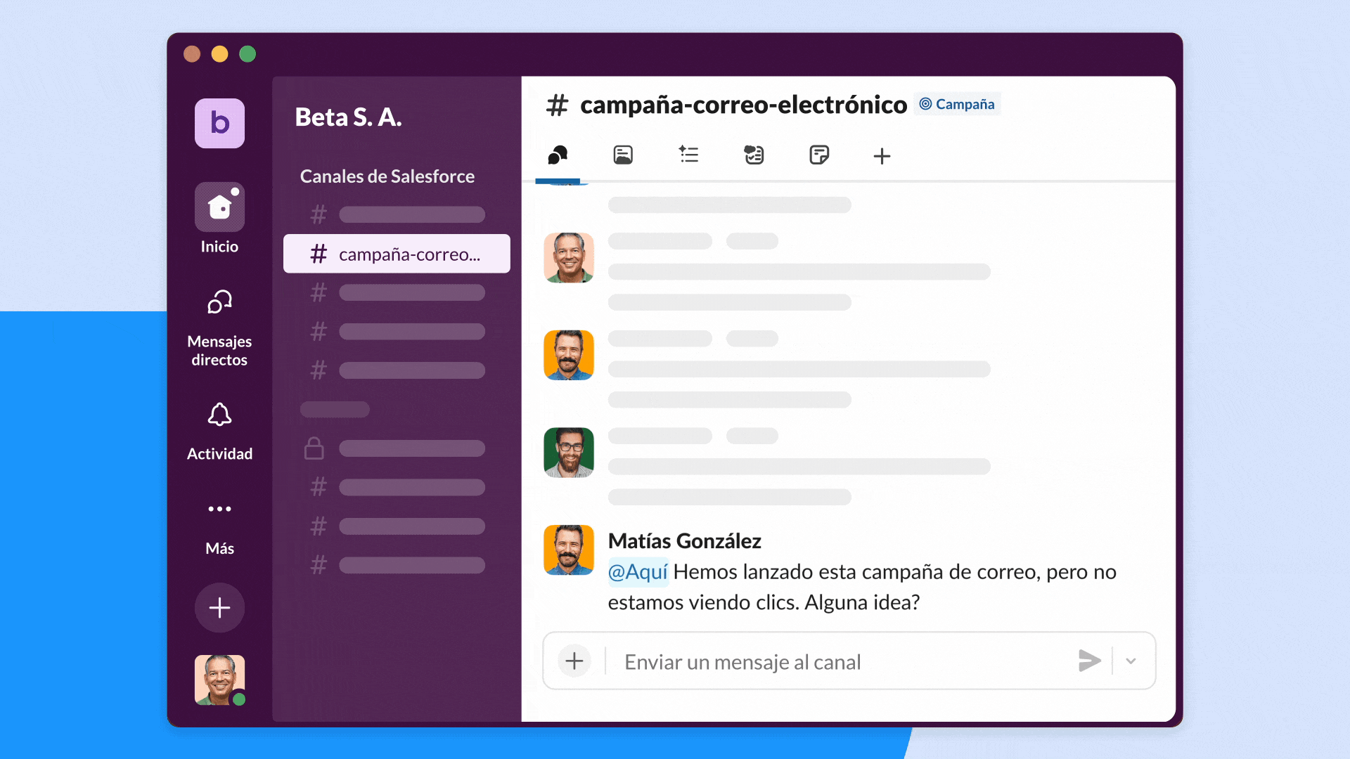 GIF de Slack y Salesforce en paralelo.
