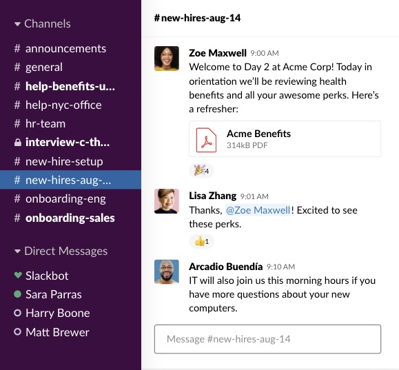 Captura de pantalla de los mensajes sobre la agenda de incorporación de ese día en un canal de nuevas contrataciones de Slack