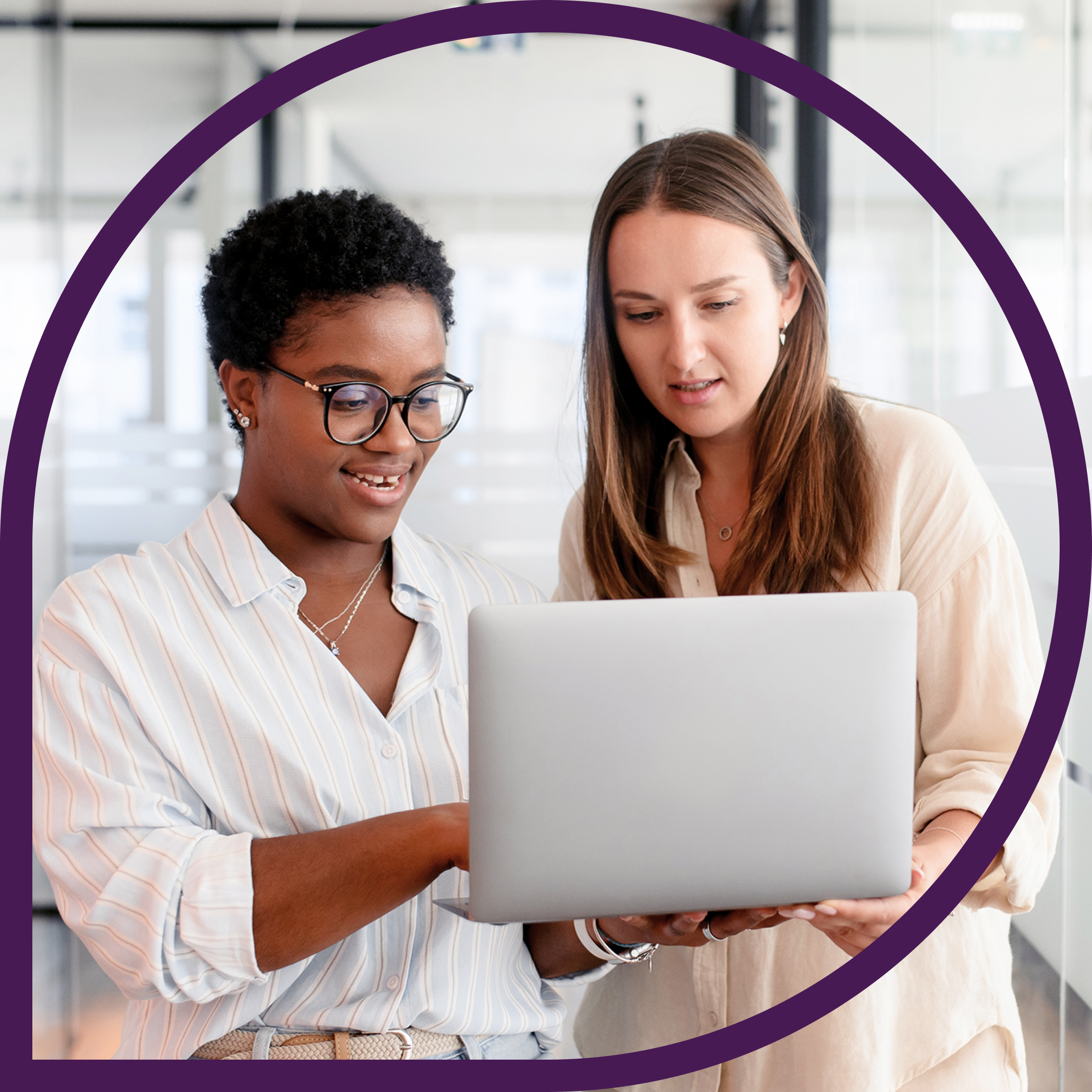 How to Choose the Best Office Chat App to Level Up Communication| Slack