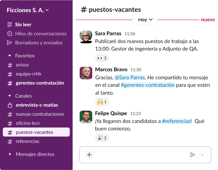 Un canal de Slack llamado trabajos-abiertos, en los que los encargados de la selección hablan sobre publicar nuevos puestos de Director de ingeniería y Asistente de control de calidad.