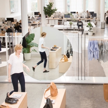 slack-customer-everlane-hero